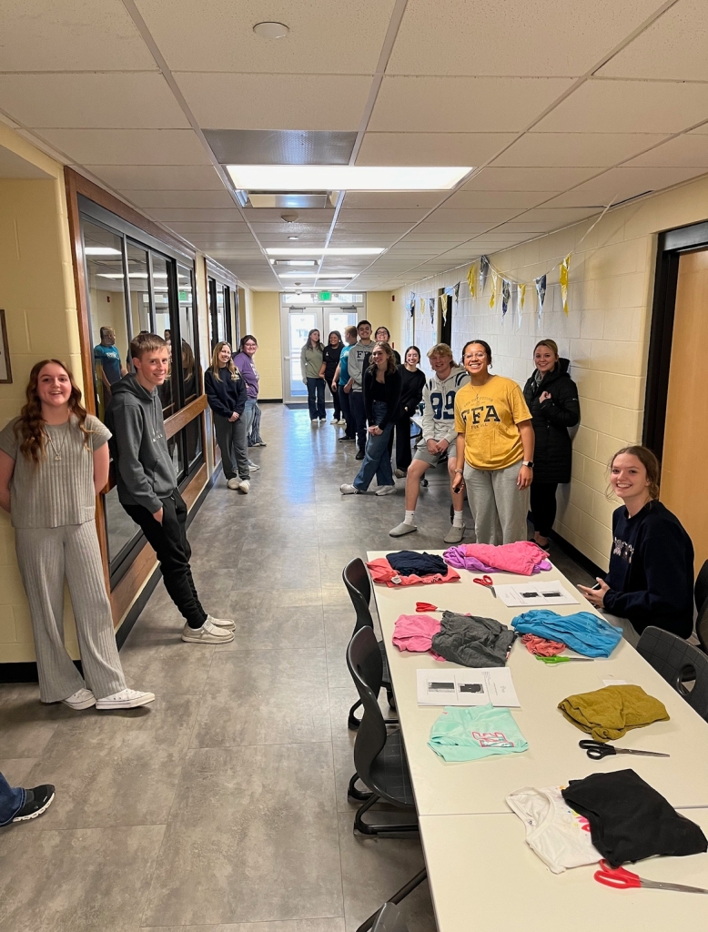 Lebanon FFA members prepare to make dog toys and treats.