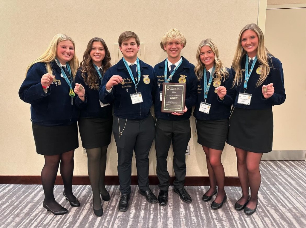 Loris FFA Parliamentary Procedure team with their bronze placement pins.