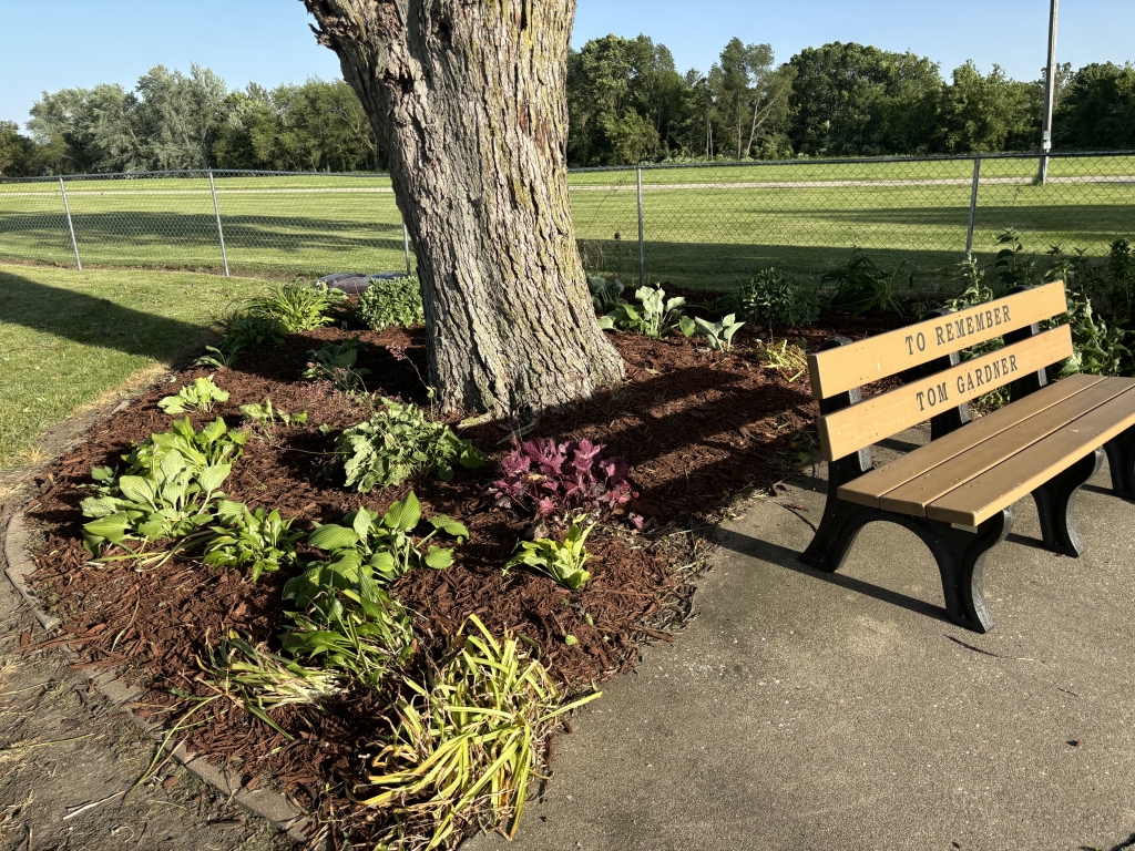 A flower bed in the community was transformed by Knoxville FFA members.