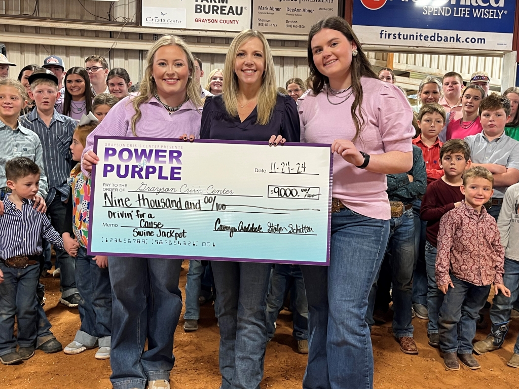 Starlyn Schnitker of S&amp;S Consolidated FFA and Camryn Craddock of Howe FFA raised a total of $15,000 for two Texas nonprofits. 