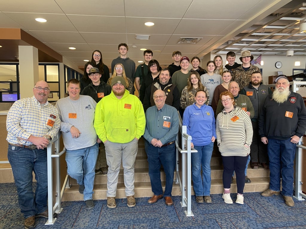 Group photo from the alumni lunch.